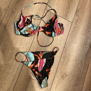 Volcom bikini